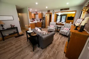 The Red Door Cabin - Image 4