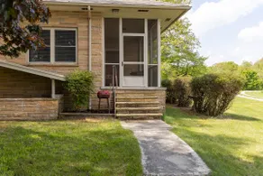 Rugby Pike Farmhouse - Image 4