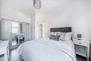 Amazing One Bed Flat Wimbledon - Image 3