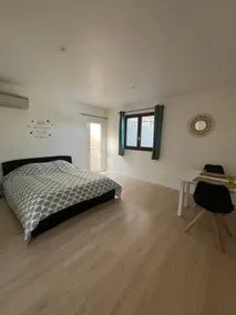 Independent studio - Image 2