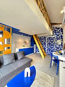 Santorini - Parking - Air conditioning - Image 3