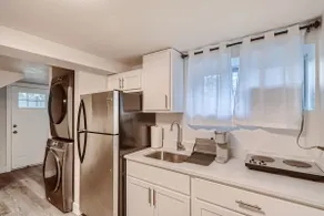 2 BR Guest Suite 7 Min to downtown! - Image 3