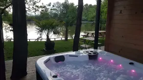 Le Cocotier Chalet and Pond Spa - Image 5