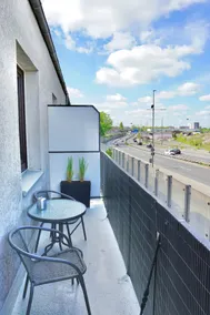 Urban comfort near city center, balcony, 6ppl - Image 5