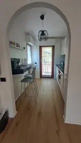 Modern apartment in Brunate - Image 5