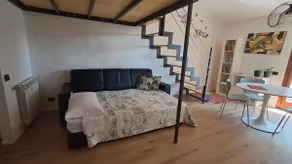 Modern apartment in Brunate - Image 4