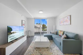 Miami Surfside Beach Condo Free Parking - Image 2