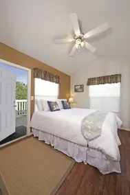 Cozy Vacation Cottage 100 - Image 3