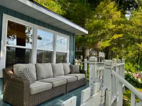 Quiet Waterfront 2 BR w/Dock & Beautiful Deck - Image 4
