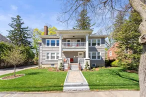 Luxury Milton Home 2 - Image 4