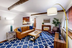 Ground Fl Apt – Clean & Peaceful - Image 4
