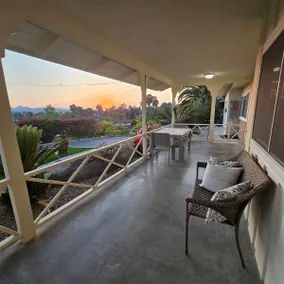 Luxury Hillside Villa in Escondido - Entire Home - Image 5