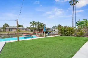 Conch Cottage | Gulf Access, Dock & Pet Friendly - Image 3