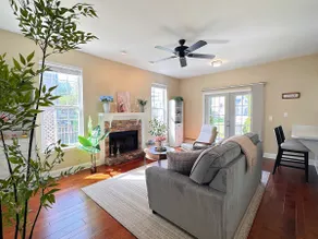 Spacious 4 Beds w/ Yard – Near Naperville, Chicago - Image 2