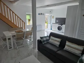 FREHEL HOUSE - Image 3