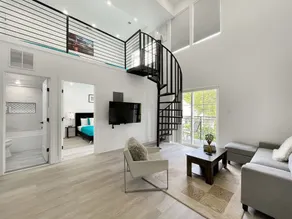 Modern Brookland Penthouse w/ Amenities & Services - Image 2