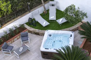 Jacuzzi | Air Conditioning | Parking | 24/7 Video Surveillance - Image 2