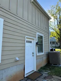 Walnut Way Apartment - Image 5