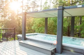 Lakefront Oasis•Heated SwimSpa•Dock and more - Image 2