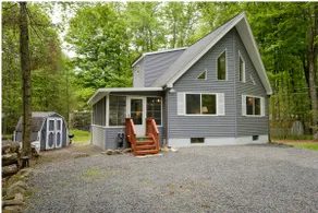 The Bear's House |Pet Friendly| Level 2 EV Charger - Image 2
