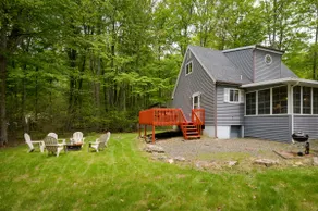 The Bear's House |Pet Friendly| Level 2 EV Charger - Image 5