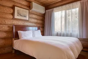 [Accommodates up to 15 people] Entire log house with shared large bath - Image 2