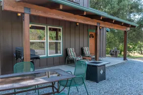 Bunkhouse - True Log Cabin - Image 4
