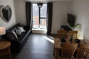 Modern 1BR with Sofa Bed Stay - Image 2