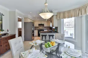 Caroline's Venetian Villa Escape - Image 2