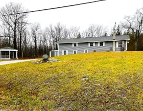 Walk to Mackinac Ferry • Sleeps 16 • 6BR Retreat - Image 4