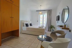 AVENA Suites - Image 4