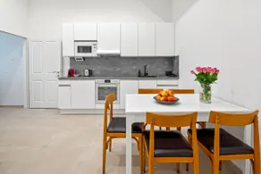 Apartment Opera - Image 3