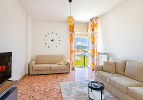 Vintage View-Private Parking Panorama & Comfort - Image 3