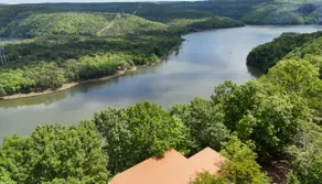 Greers Ferry Lake Modern - Image 3
