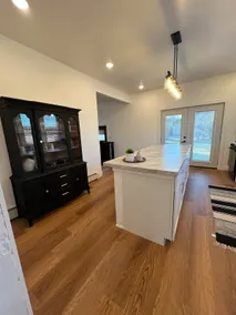Modern 4BR Beach Retreat-Sleeps 8 - Image 2