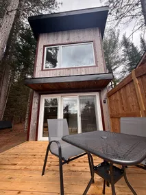 Wolf Cabin; cozy cottage on the Oxtongue River - Image 2