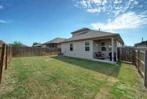 Modern Hutto Staycation: 5 Beds | Sleeps 14+ - Image 2