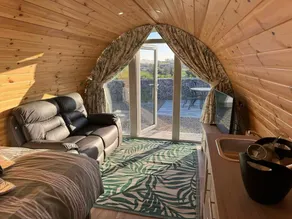 Killee Luxury pod and private hot tub - Image 3