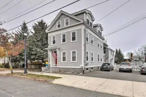 Witch City Retreat in Downtown Salem w/ Tiki Bar - Image 4