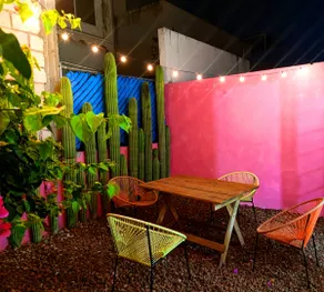 House with Roof Garden + Private Jacuzzi in Teques - Image 2