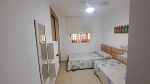 Great ground floor apartment with pool, Wi-Fi, and garage - Image 5