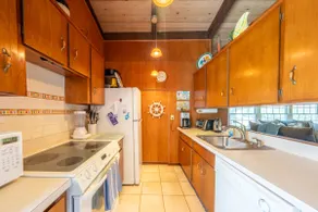 Montauk Summer Retreat— 3BR steps to Beach + Patio - Image 3