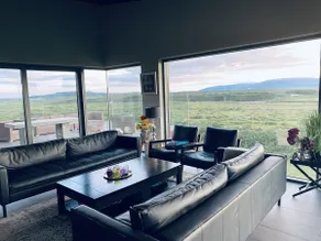 Villa de luxe moderne Sólfaxi, vue panoramique imprenable, sur le cercle d'or. - Image 2