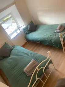 New to airbnb Entire town house in town centre - Image 4