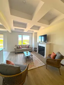 Comfort living at Joshua Meadows - Image 3