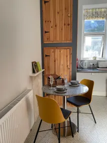 Douglas Fir Apartment - Image 5