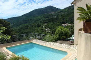 130 m2 villa with pool - Image 2