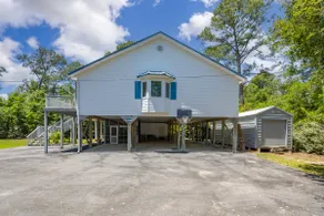 Blue Seas - Sleeps 16 - Close to Beach - Image 3