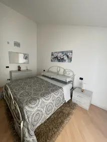 Central accommodation near the sea - Image 3