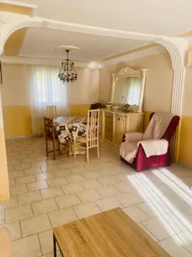 Family home / Garden / Parking / WIFI - Image 4